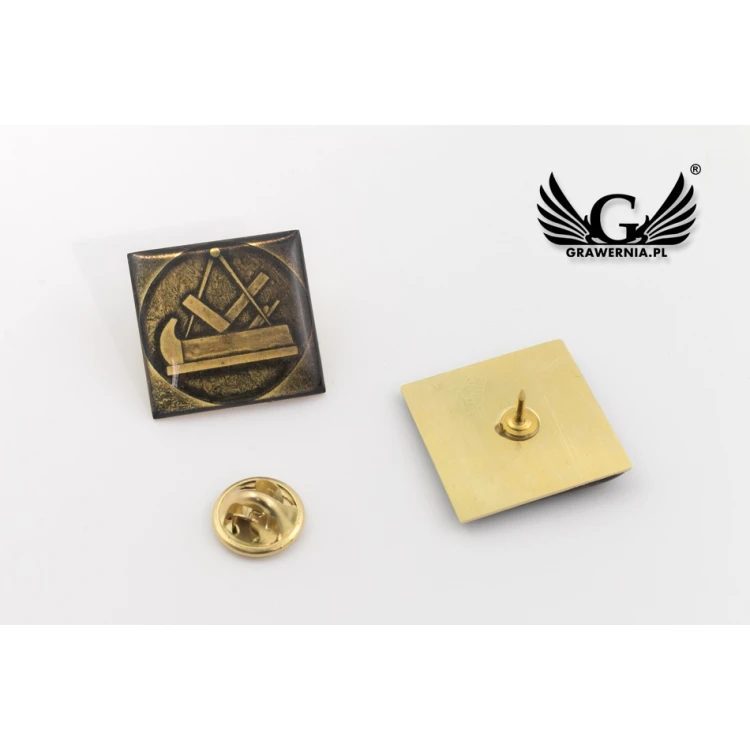 Pinsy z mosiądzu - wypukłe 3D doming - dowolne logo - PWD007