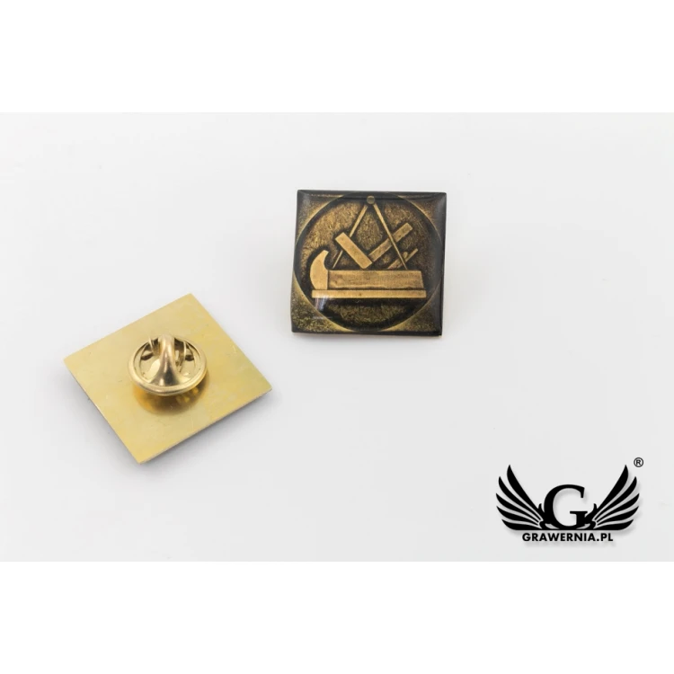 Pinsy z mosiądzu - wypukłe 3D doming - dowolne logo - PWD007