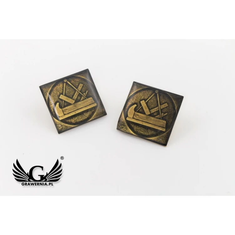 Pinsy z mosiądzu - wypukłe 3D doming - dowolne logo - PWD007