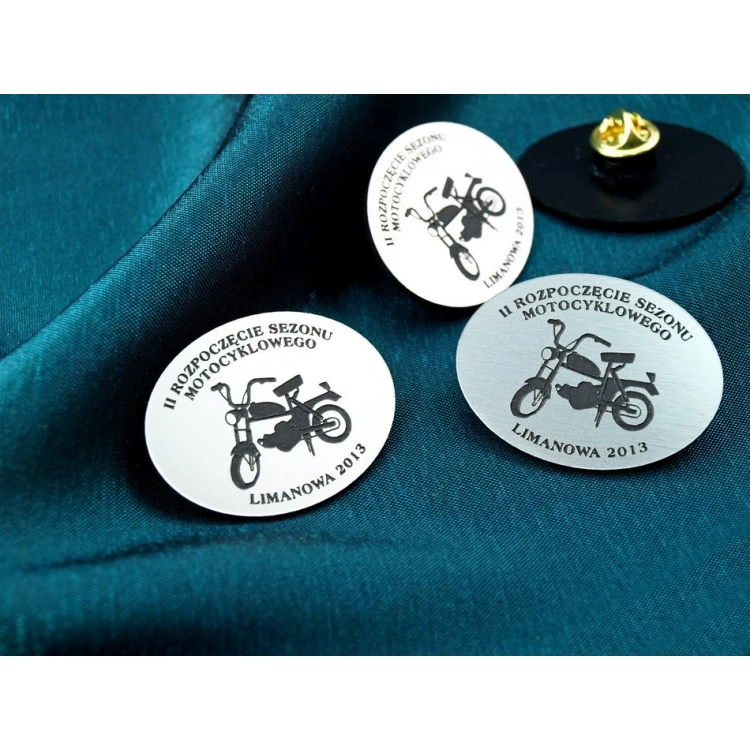 Przypinki/Pinsy mini z Twoim logo - grawer laserem - PS011