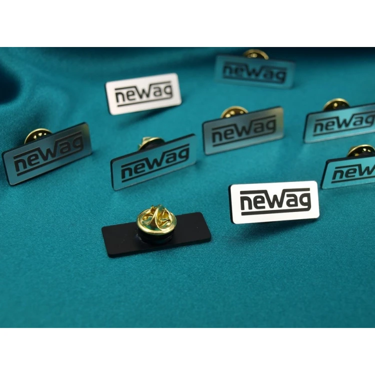 Przypinki/Pinsy mini z Twoim logo - grawer laserem - PS011