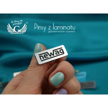 Przypinki/Pinsy mini z Twoim logo - grawer laserem - PS011
