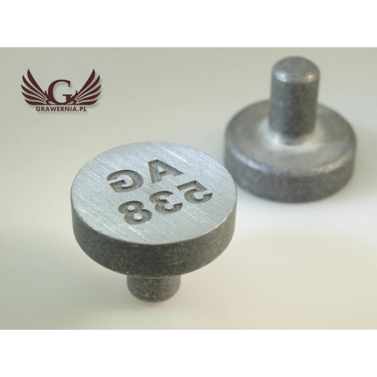Referentka z Aluminium - KLASYCZNA - średnica 20mm