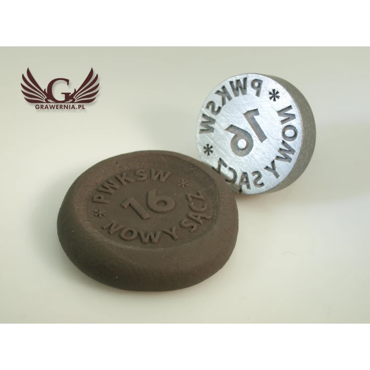 Referentka z Aluminium - STANDARD - średnica 20mm