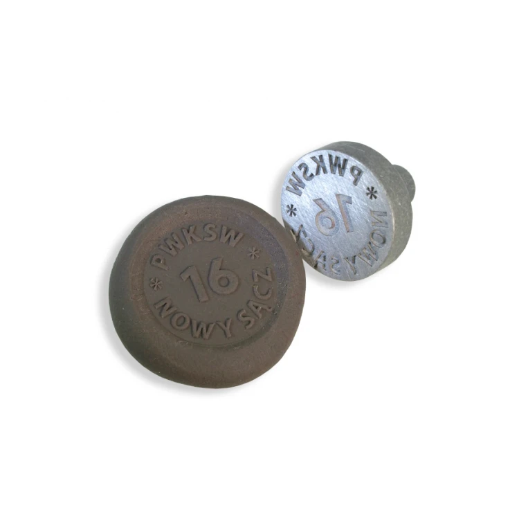 Referentka z Aluminium - STANDARD - średnica 20mm