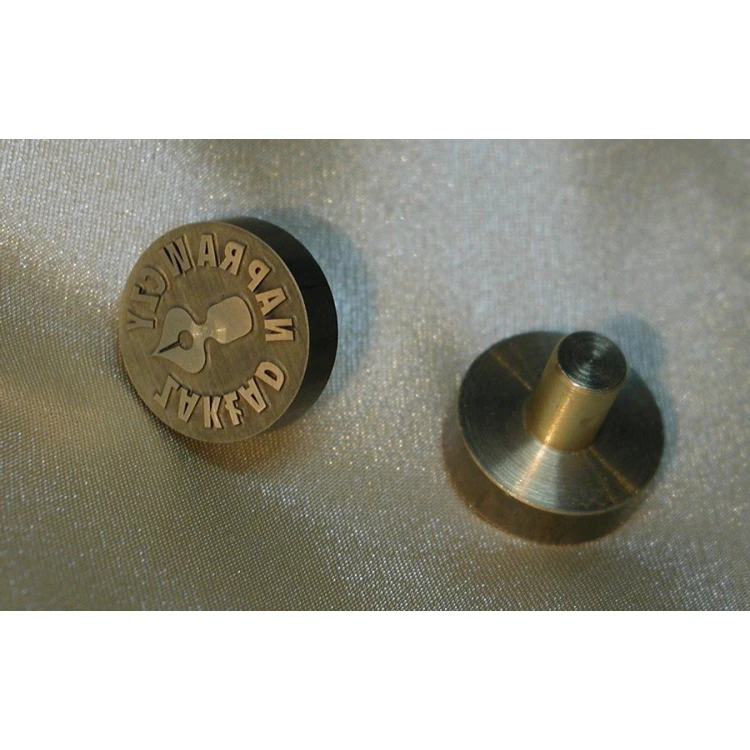 Referentka z mosiądzu - LOGO STEMPEL - średnica 20mm