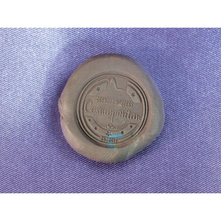 Referentka z mosiądzu - SPECIAL - średnica 20mm