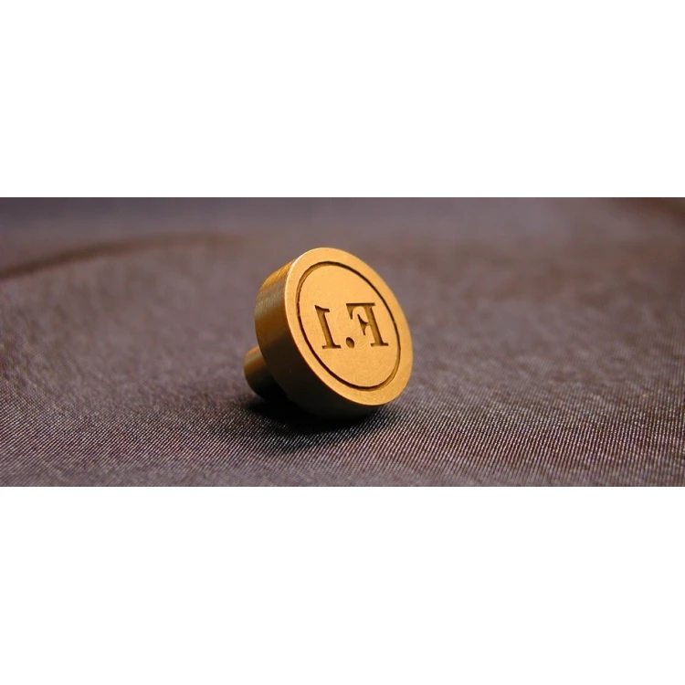 Referentka z mosiądzu - Laser - średnica 20mm