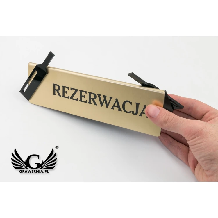 Rezerwacja - stojak na stolik - wym. 200x60mm - laminat grawerski z czarną plexi - REZ011 