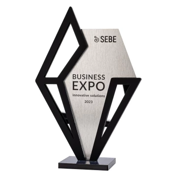 Statuetka biznesowa z logo firmy - wys. 23cm - DTA124