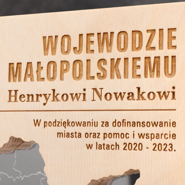 Statuetka Mapa - podziękowanie za pomoc i wsparcie - wys. 22cm - DTA114
