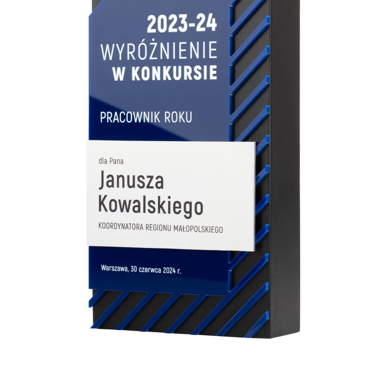 Statuetka drewniana - nagroda za wyjątkowe osiągnięcie - wys. 23cm - DTA104