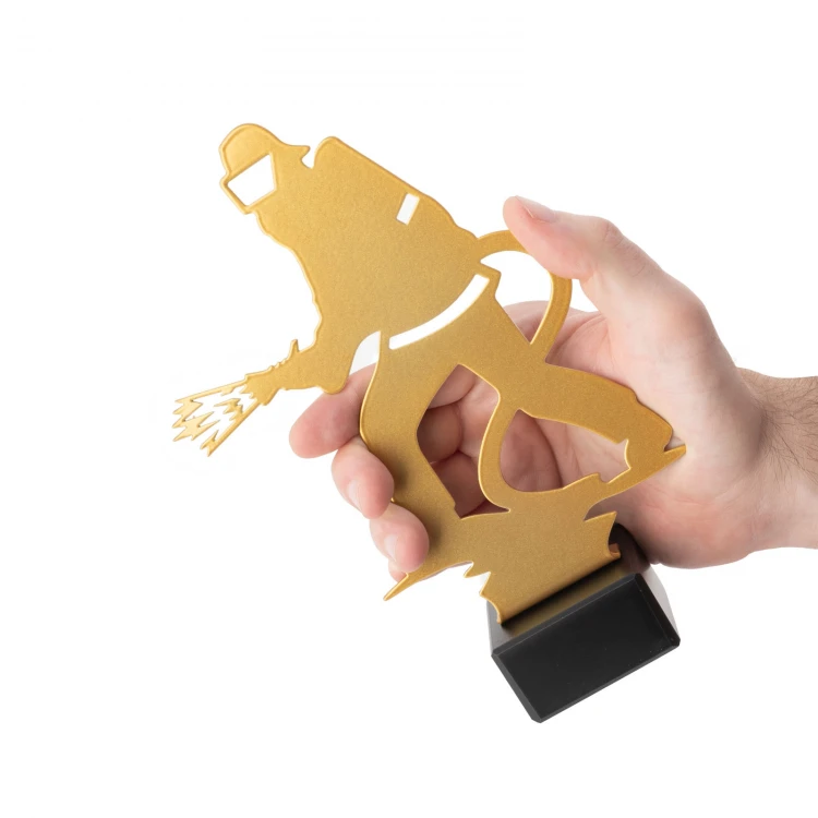 Statuetka metalowa dla strażaka - wys. 210mm - SML011