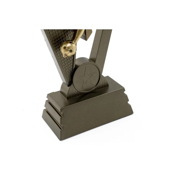 Statuetka Piłka nożna 5 - atrakcyjna figurka odlewana z Twoim grawerem - wysokość 17,5cm - FOL060