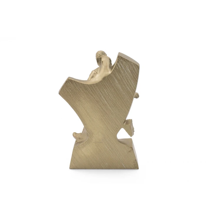 Statuetka Piłkarka - atrakcyjna figurka odlewana z Twoim grawerem - wysokość 10cm - FOL056