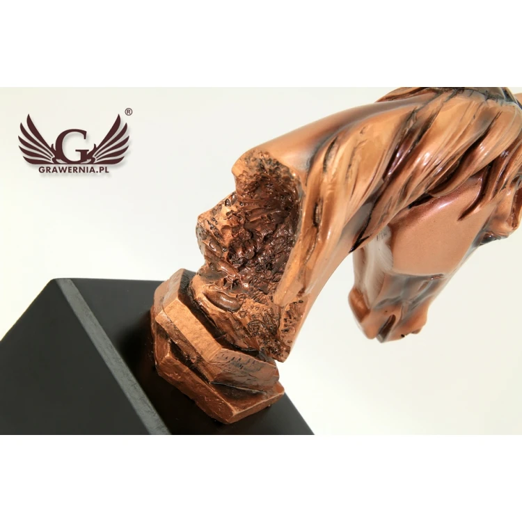 Statuetka JEŹDZIECTWO - atrakcyjna figurka odlewana - wysokość 18,5cm