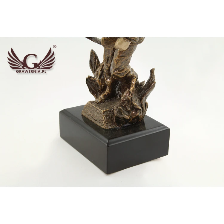 Statuetka Strażak z drabiną - atrakcyjna figurka odlewana - wysokość 19 cm
