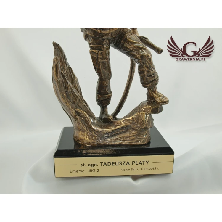 Statuetka Strażak - atrakcyjna figurka odlewana - wysokość 25 cm