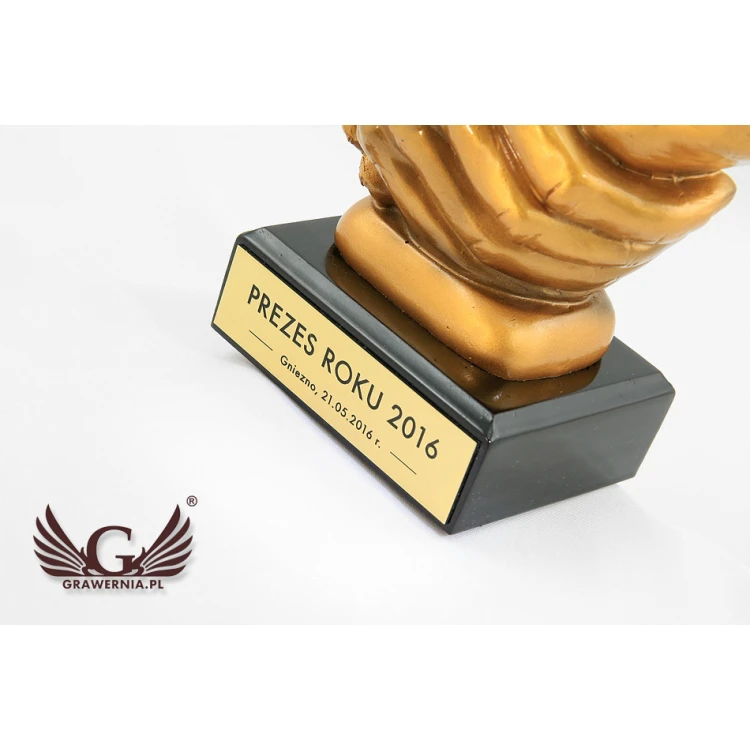 Statuetka SUKCES - atrakcyjna figurka odlewana - wysokość 16cm