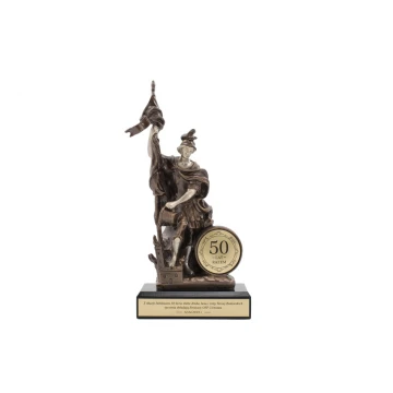 Statuetka Święty Florian - patron strażaków - wysokość 26,5cm - FOL035