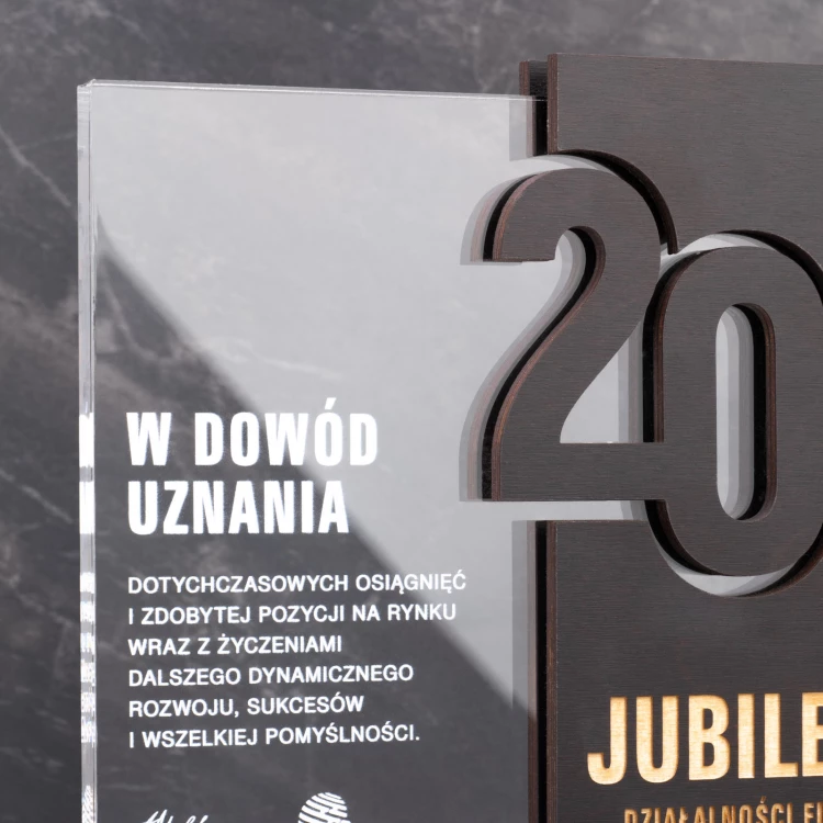 Statuetka akrylowa z drewnianymi elementami - jubileuszowa nagroda dla firmy - wys. 20,8cm - DTA105