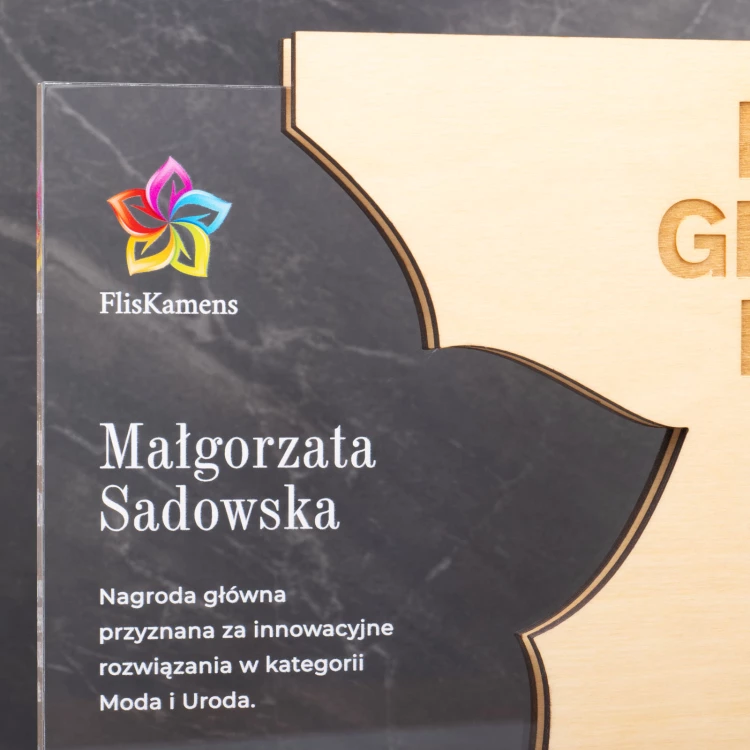 Statuetka akrylowa z drewnianymi elementami - jubileuszowa nagroda dla firmy - wys. 20,8cm - DTA106