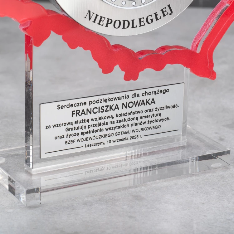 Statuetka Polska z transparentnej plexi - Podziękowanie za służbę wojskową - DTA093 - wys. 21cm