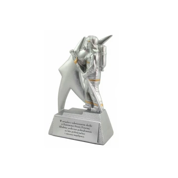 Statuetka ZASŁUŻONY STRAŻAK - atrakcyjna figurka odlewana - wysokość 16cm
