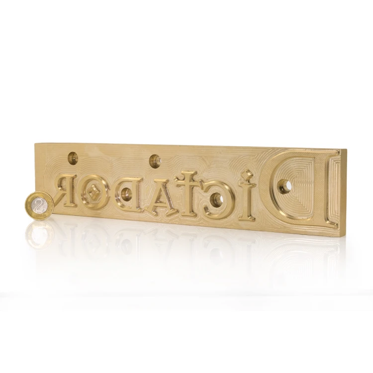 Stempel do wyciskania logotypu na gorąco - wymiary matrycy: 253x56mm - CNC082