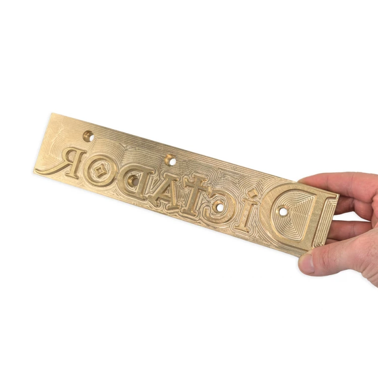 Stempel do wyciskania logotypu na gorąco - wymiary matrycy: 253x56mm - CNC082
