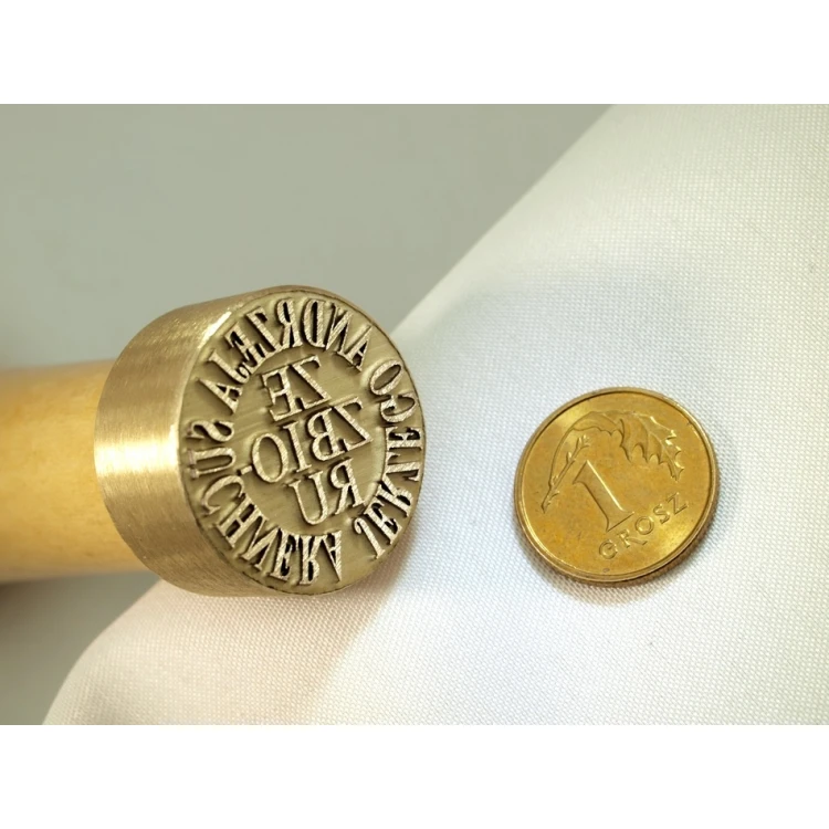 Stempel z mosiądzu do odbijania tuszem - średnica 22mm, głębokość graweru około 0,4mm