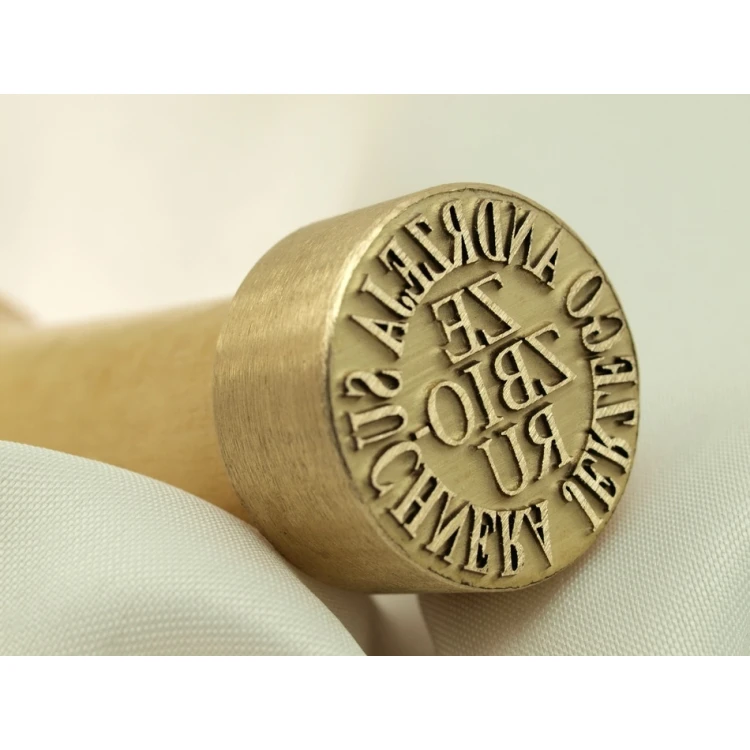 Stempel z mosiądzu do odbijania tuszem - średnica 22mm, głębokość graweru około 0,4mm