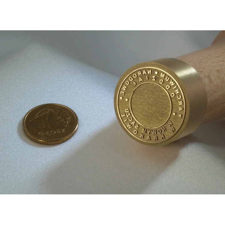 Stempel z mosiądzu 22mm głębokość graweru około 0,45mm