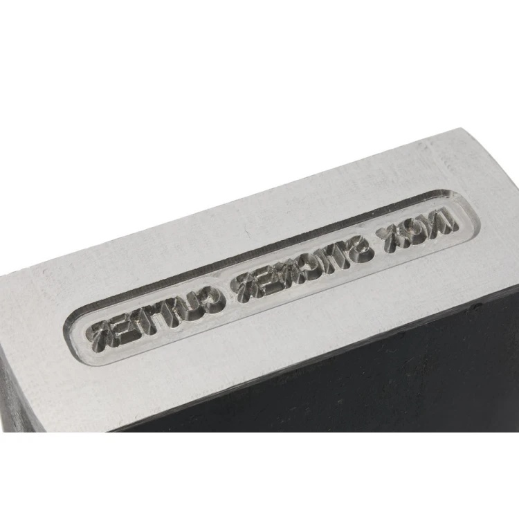 Stempel ze stali do wybijania w metalu - wymiary odbicia 30X3mm - CNC090