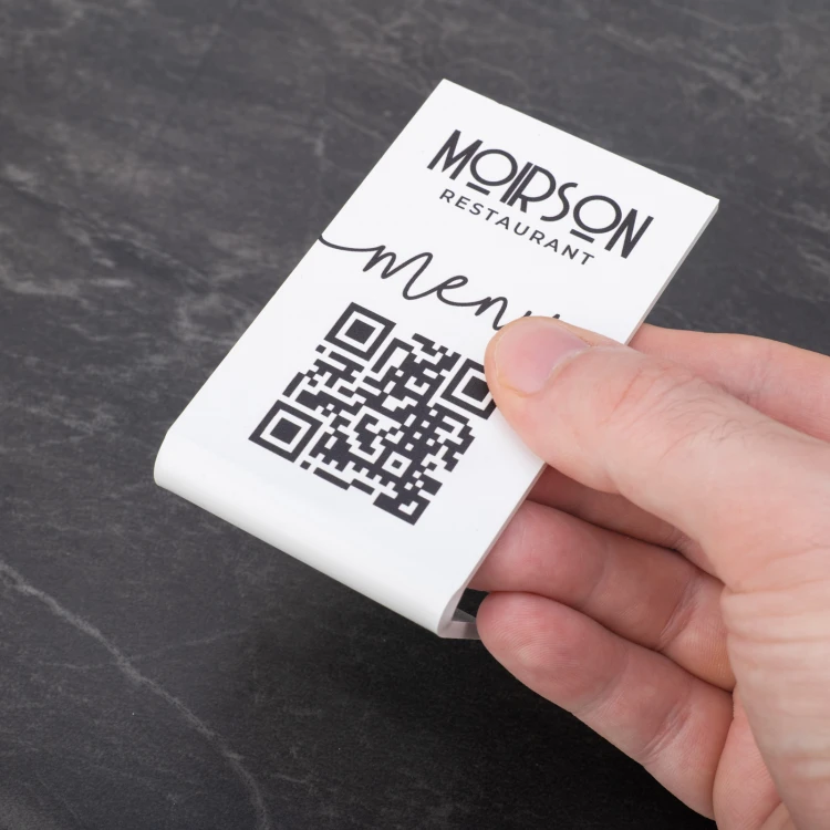 Stojaczek Menu z kodem QR - biała plexi - wym. 55x90mm - ST051