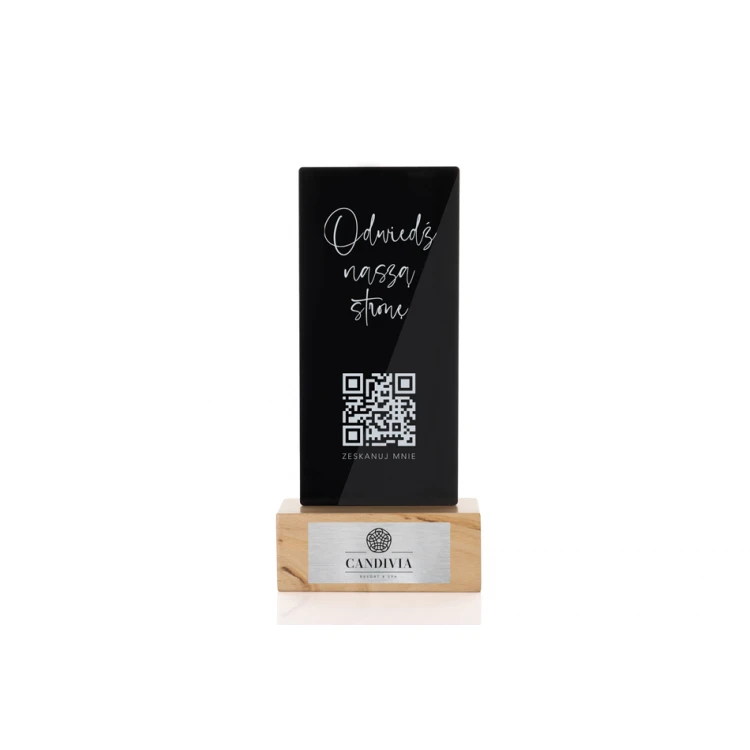 Stojak informacyjny z kodem QR - czarna plexi na drewnianym postumencie - ST029