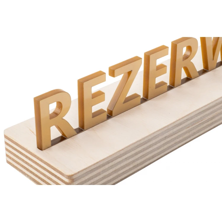 Stojak rezerwacja - złoty akryl na drewnianym postumencie - ST042