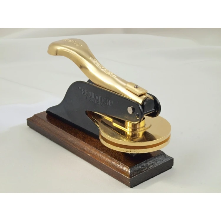 Suchy Stempel Just - Gold & Wood - ekskluzywny stempel biurkowy z podstawką drewnianą