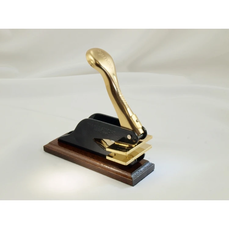 Suchy Stempel Just - Gold & Wood - ekskluzywny stempel biurkowy z podstawką drewnianą