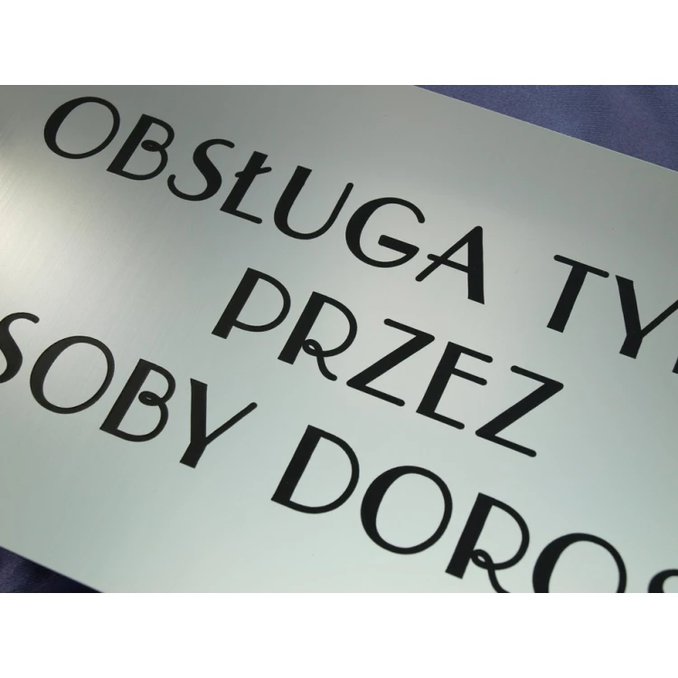System szyldów - opracowanie graficzne szyldów i tabliczek dla hotelu, biura, restauracji - SZ177