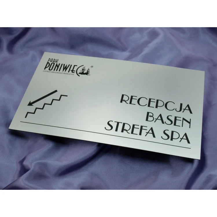 System szyldów - opracowanie graficzne szyldów i tabliczek dla hotelu, biura, restauracji - SZ177