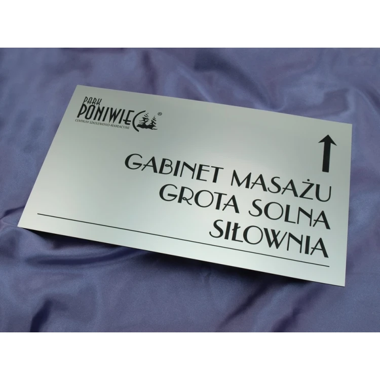 System szyldów - opracowanie graficzne szyldów i tabliczek dla hotelu, biura, restauracji - SZ177