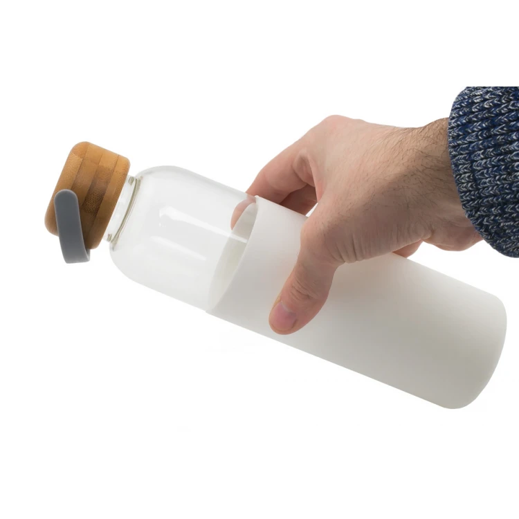 Szklana butelka z antypoślizgowym uchwytem z Twoim grawerem - Neapol - 560ml - BUT013