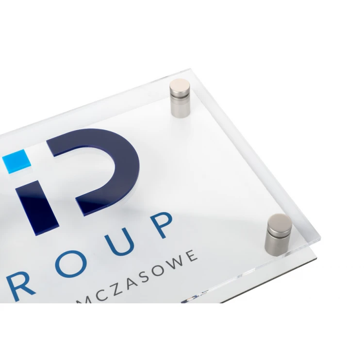 Szyld firmowy biały dibond i akryl - wypukłe litery - wym. 360x220mm - SPD038