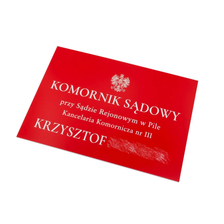 Szyld Komornik Sądowy grawerowany laserem - czerwony laminat - SZ137 - wym. 500x350mm
