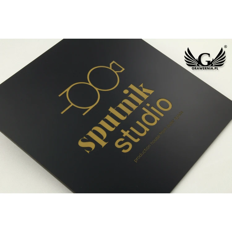 Szyld na drzwi lub ścianę - czarny laminat grawerski mat exterior - SZ097 - wym. 300x300mm