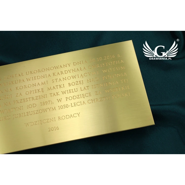 Szyld pamiątkowy  - mosiądz szczotkowany i lakierowany - wym. 400x200mm 
