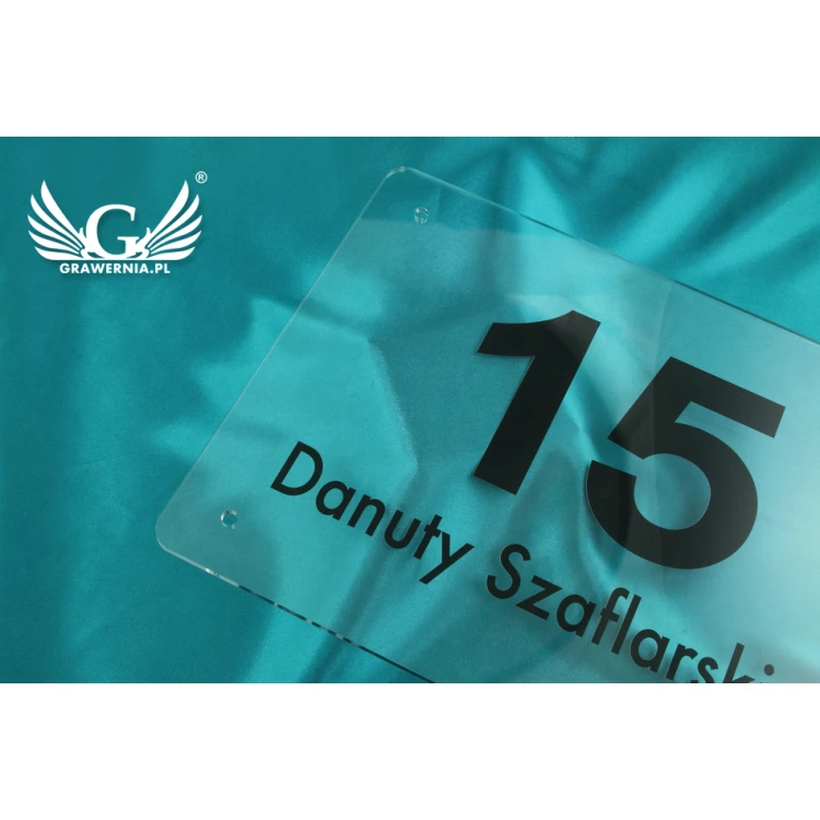 Szyld z numerem domu - plexi bezbarwna gr. 5mm -  druk UV - SZ096 - wym. 400x300mm 