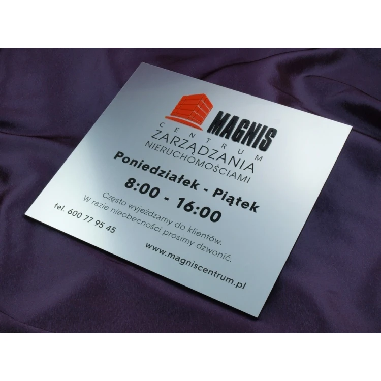Szyld z wypukłym logo - SZ038 - wym. 275x250mm