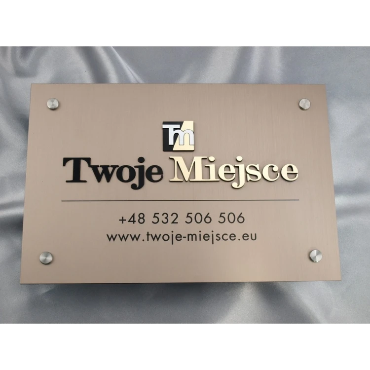 SZYLD Z WYPUKŁYM LOGO TWOJEJ FIRMY - SZ023 - wym. 297x210mm (A4)